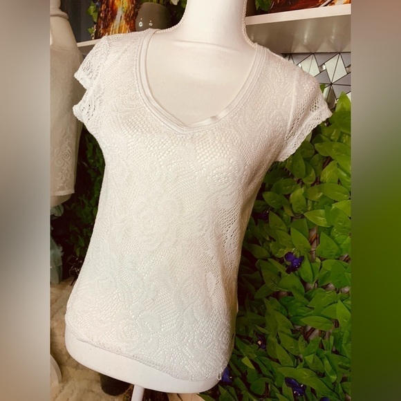 Aeropostale Medium White Lace Short Sleeve Sheer Blouse Shirt - Picture 1 of 7